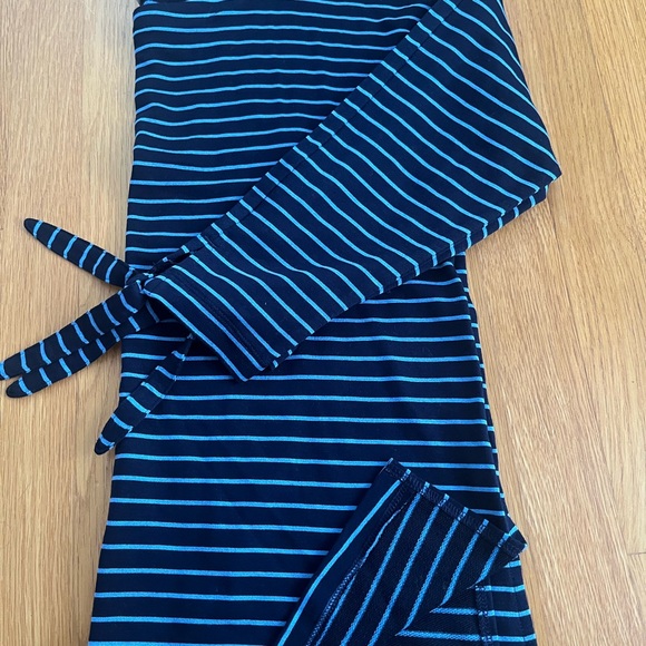 LOFT Navy Blue/Light Blue Stripe Long Sleeve Top - Picture 3 of 4